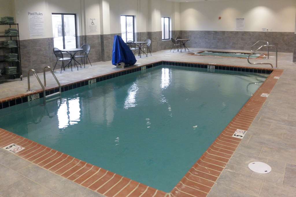 Comfort Suites North テューペロ 設備 写真